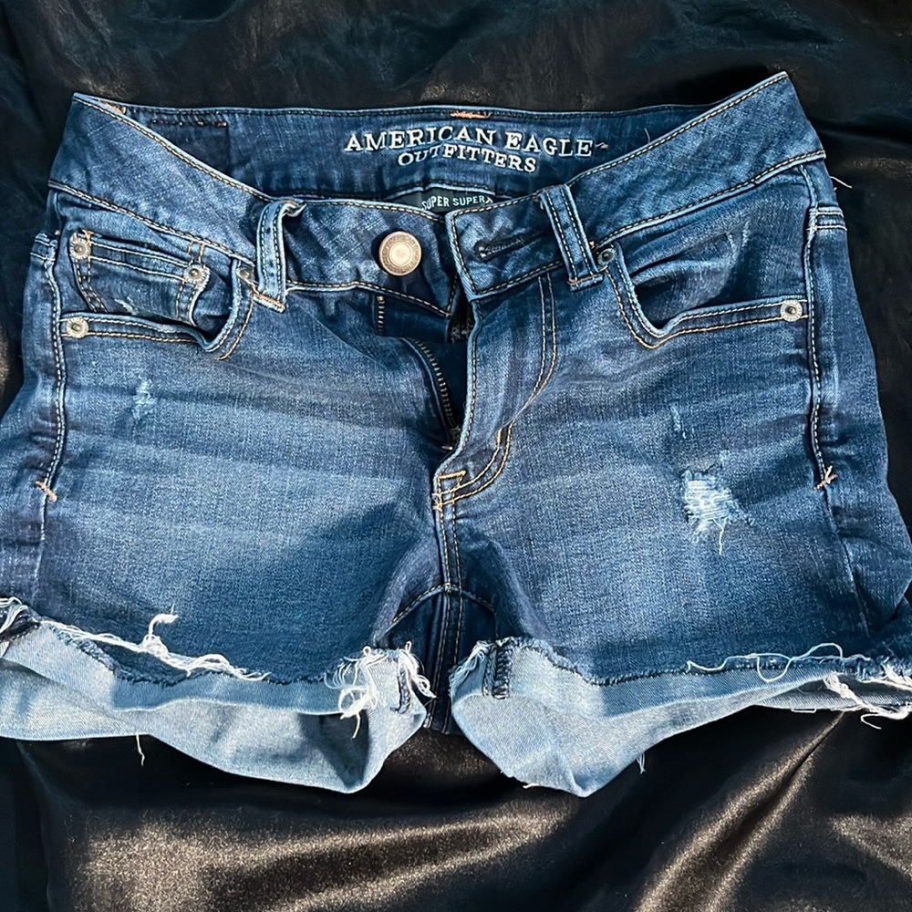 american eagle size 2 jean shorts